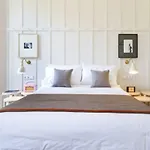 Casa Oliver Boutique - Principe Real Bed & Breakfast